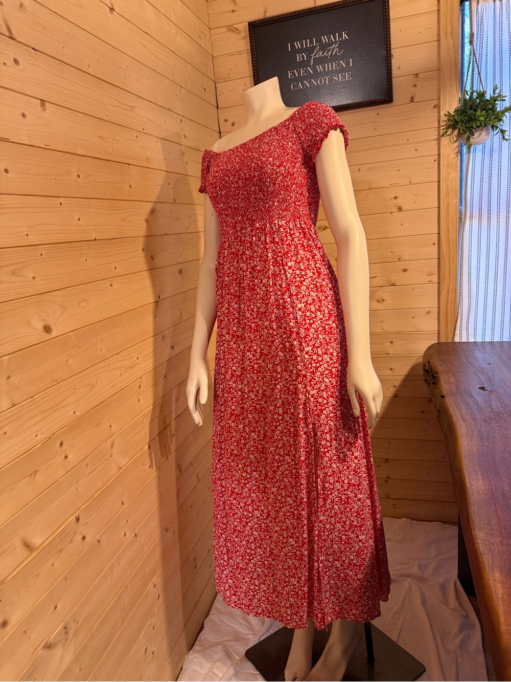 Women’s Red Floral Smocked Midi Dress